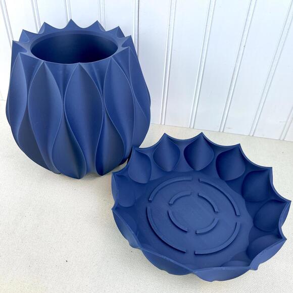 Cactus-Inspired Planter with Drainage Tray, Abyssal Planter Pot 02, Indoor Only - Picture 8 of 10